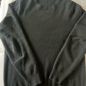 Classic Black Men's Cashmere Crewneck Sweater